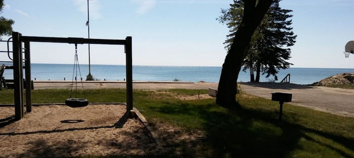 Aurora Resort Motel - From Web Listing (newer photo)